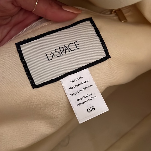 L Space Raffia Striped Weekender Bag - Picture 4 of 6